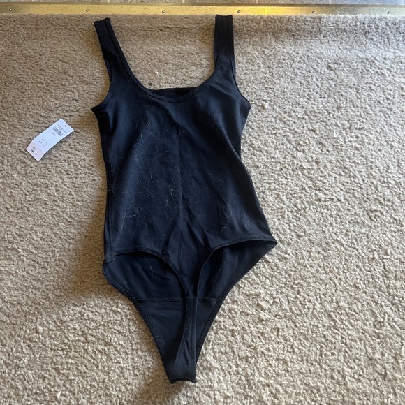 Top - Picture 4 of 4